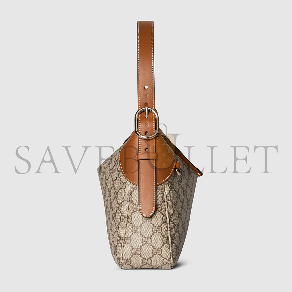 GUCCI GG EMBLEM MEDIUM SHOULDER BAG 815216 (31.5*21*8)